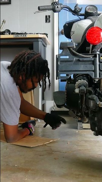 Using A Cheap Harbor Freight Wheel Chock On My Motorcycle!