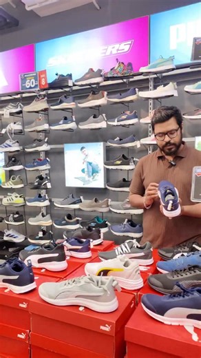 Bishal Deb Chowdhury on Instagram: "Call us - 6291342307 Why is no one talking about this? 👀 I came just to look… and now I’m leaving with bags 😅🛍️ Flat 60% OFF on denims & winterwear ❄️👖 Puma running, casual & walking shoes at just ₹1199 👟 Prices I honestly didn’t expect 🤯 Happening at Fashion Factory, 📍 Stores In Kolkata : Lee Road | BT Road | Salt Lake | Chinar Park ⏰ Only till 29th Dec #IYKYK #WinterSale #DenimDeals #WinterFits #SneakerDeals BudgetFashion ReelsIndia TrendingReels NewY