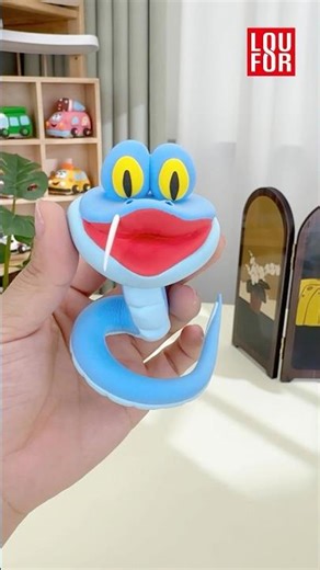 "Clay Snake That Actually Looks Alive? 🐍 (Super Light Clay DIY Tutorial)" #easydiy #airdryclay