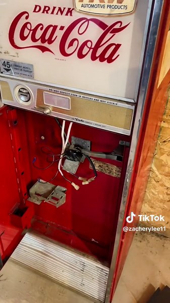 Zachery Lee on TikTok