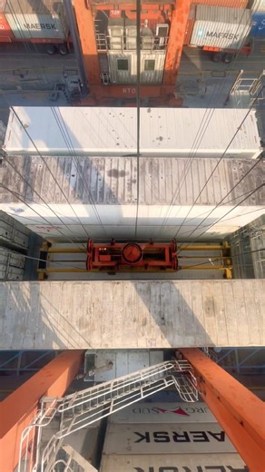 Container Crane Operations at Port #craneoperator #containerterminal #containerhandling