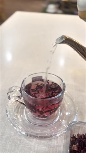 የከርከዴ ሻይ የሚሰጣቸው ጥቅሞች፣ The benefits of hibiscus 🌺 tea