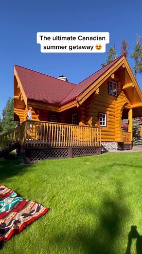 The ultimate Canadian summer getaway! These log cabins are goals 😍 #canada #travelcanada #canadianrockies #bucketlisttravel #travel #cabinlife