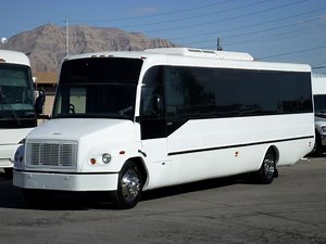 2005 Freightliner ABC M1035 For 29 Passengers With Rear Luggage S54439 - Las Vegas Bus Sales