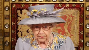 Queen makes return with historic speech