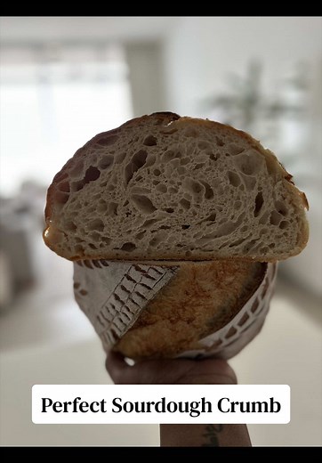 Perfect Sourdough Crumb: 10% Khorasan & 80% Hydration