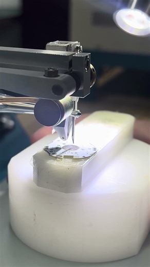 Silman ST-U300 Ultrasonic Aluminum Wire Bonding Machine working video