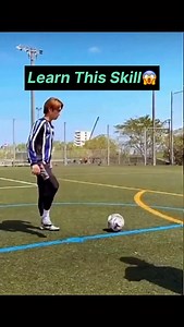 Learn this skill 🔥 you can try it ⚽️ & save for later 📈✅ . . #football #footballskills #footballplayer #footballtraining #footballdrills #footballtime #footballpractice #footballlove #footballlovers #footballgame #footballvideo #footballvideos #letsplay #letsfootball #indianfootball #soccer #soccerlife #footballer | Dhiraj Dk