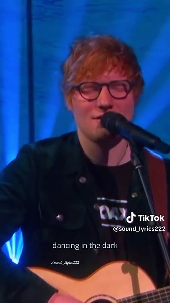 Ed Sheeran _ Perfect #liveperformance #perfect #edsheeran #music #foryourpages #lyricsvideo #fyp #viralvideo #sound_Lyrics222