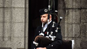 International Bagpipe Day: Die 5 besten Rock-Songs mit Dudelsack