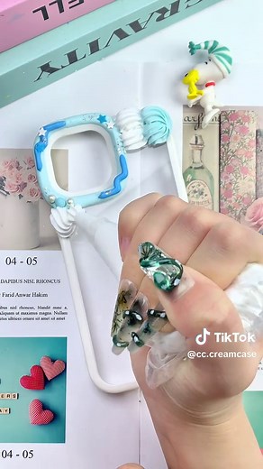 Asmr making Snoopy decoden phone case order #phonecasediy #charms #blindbox #cccreamcase #handmade #satisfying #craft #nailart #disney