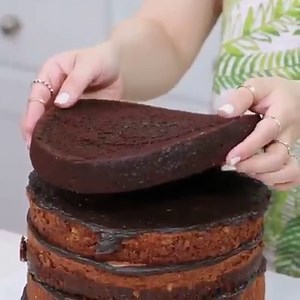 How to make an Earth Sediment Layer Cake! Watch full video here: https://www.youtube.com/watch?v=Ruag9ZM2y5I | Rosanna Pansino