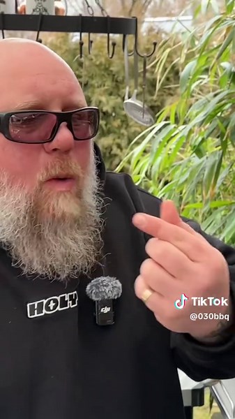 Leckeres Knacker Pfanne Rezept mit Zwiebeln und Tomaten