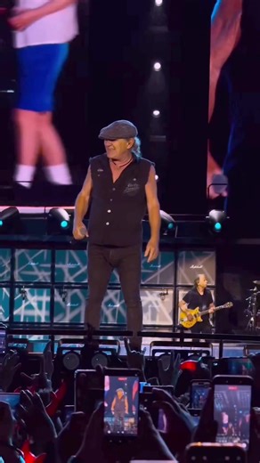 High Voltage Rock n Roll!! ⚡️ #ACDC #PowerUpTour #BrianJohnson | brian johnson