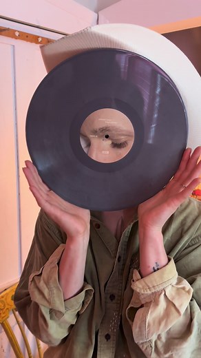 Bright Future is out in one week☀️#adriannelenker #brightfuture #newmusic