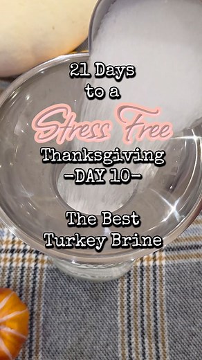 There's no need to look any further: we are sharing our recipe for the best turkey brine! #brine #brining #turkeybrine #brinerecipe | Green Pig Farm