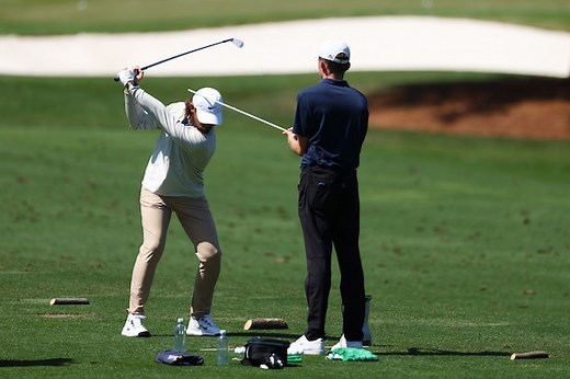 One of the best golf swings on tour has some good swing tips for you