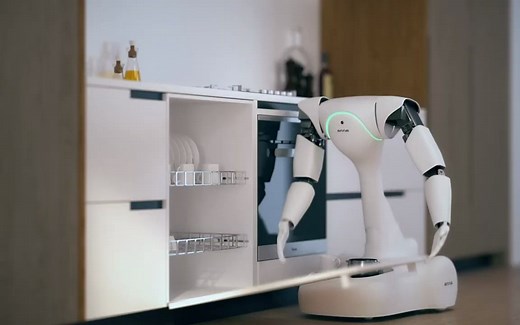 为什么发展人形机器人：大家电？Meet Anna™ – The Smart Household Robot