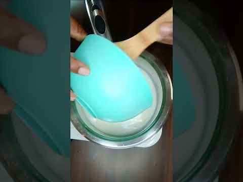 How to cook maize meal porridge with fresh milk.
