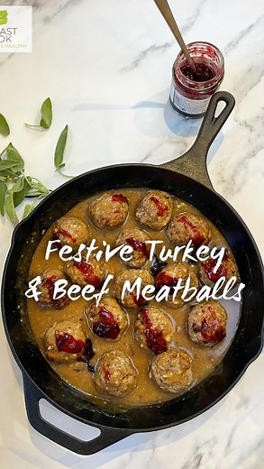 ⭐ Festive Turkey & Beef Meatballs with Cranberry Gravy ⭐ Christmas flavours in juicy, pan-roasted meatballs finished in a generous, glossy cranberry gravy. The smell that comes out whilst they are cooking is so delicious too! Let me know if you’d like the recipe 👇 Time Prep: 10 mins Cook: 25 mins Total: 35 mins Stuff that’s in it (serves 4) Meatballs: 400g turkey thigh mince 400g lean beef mince 1 small onion, finely grated 2 garlic cloves, crushed 1 rounded tbsp cranberry sauce 1 tbsp finely c