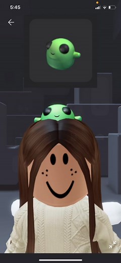 How to get FREE frog pet hat on roblox! 🐸#CapCut #tutorial #roblox #free #foryou #fyp #foryoupage #viral #robloxtutorial