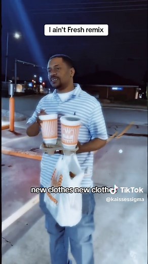 #iaintfreshwhatatburger #iaintfresh #iaintfreshremix #whataburger #derricklambert #fyp #trending #viral #funny