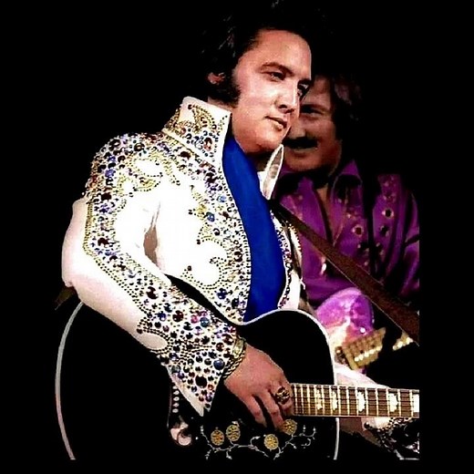 👑ELVIS👑SHE WEARS MY RING -1974 BEAUTIFUL POWERFUL VOICE 👑#elvis