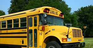 Driver dies, 7 teens injured in southern Minnesota collision involving school bus