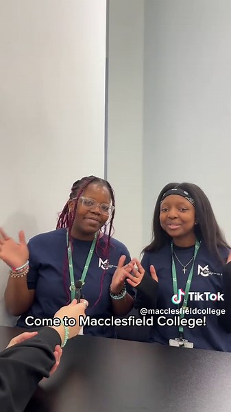 Thinking about coming to our November Open Event? 🤔 We caught up with our Student Ambassadors to find out who should attend, why it’s worth it and how the event helped them make their decision! 📅 Next Open Event: Saturday 22nd November, 10:30am – 1:00pm. Don’t miss your chance to explore what Macclesfield College has to offer! ✨ #openevent #collegetok #college #events