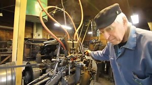 File:Automatic butt-welding machine.webm - Wikimedia Commons