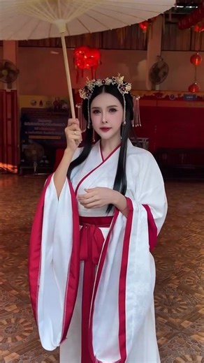 Beautiful Girl Dress Up  Stylish Outfit Look