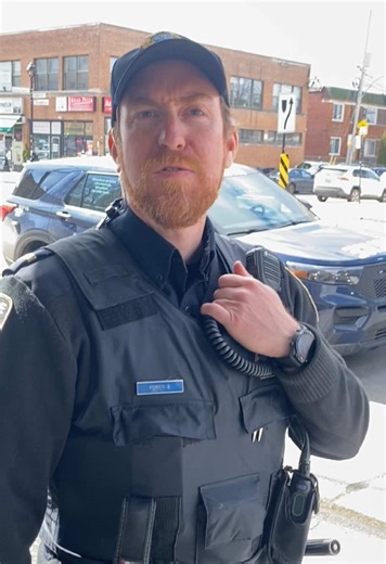 Exciting Police Officer Actions in Tunnel Chase