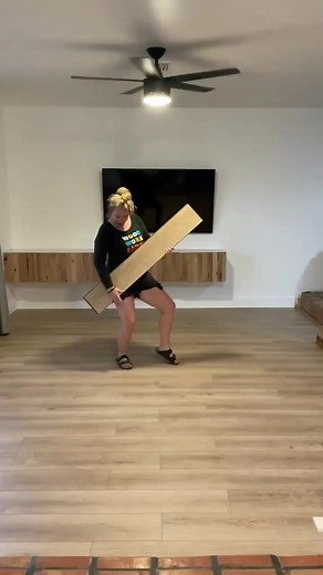 Can't get enough of this living room glow up by @theawesomeorange! She used OSLO from the Classica Naturals collection #lvp #rigidcoreflooring