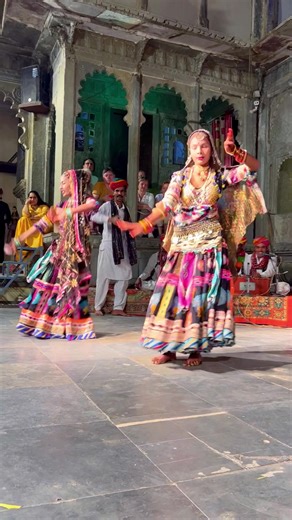 The traditional folk dances of Rajasthan are performed on auspicious occasions, bringing joy and adding a touch of happiness to the events. These dances are vibrant, energetic, and unique, as they beautifully narrate stories, showcasing the liveliness of Rajasthani culture. #incredibleindia #india #rajasthan #udaipur #jaipur #jodhpur #dance #traditional #folk