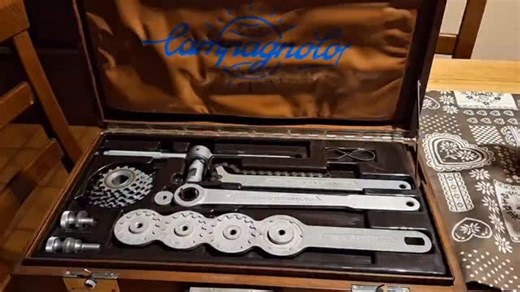 Campagnolo ❤️🇮🇹 . . . #eroica #vintage #campagnolo #attrezzi #stel #bike #store #like #italy #cycling #follo #bike #life #vitals #store #thevintagebikes | The Vintage Bikes