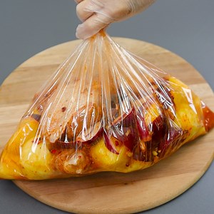 It's so delicious that I can cook it almost every day! Chicken dinner in a bag #chicken #dinner | Cookery Recipes