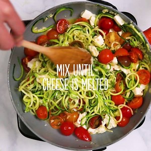 47K views · 417 reactions | This recipe for spiralized zucchini is capr-easy! (Sorry, we couldn't resist.) You gotta try this Spiralized Zucchini Caprese. It's another new way to fall in love with squash. Find this recipe and more on our blog: https://blog.doortodoororganics.com/tristate/new-ways-love-squash/ #ZucchiniCaprese | Door to Door Organics | Facebook