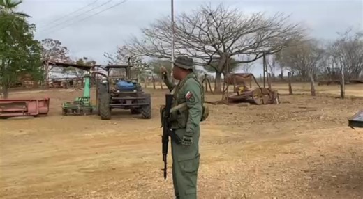 🔒🔒🔒🔒🔒 La #FANB a través de la Urra Carabobo en la Operacional Zaraza, se mantiene desplegada en el estado Guarico para garantizar máxima seguridad al pueblo Guariqueño.