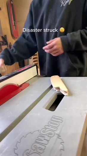 Woodworking Techniques: Safe Table Saw Use Explained