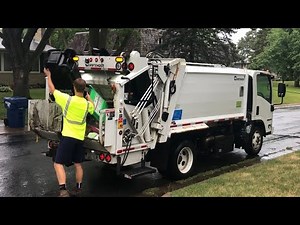 Mini Rear Loader Garbage Truck On Organics