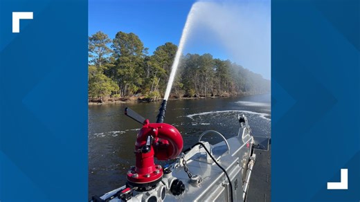 Chesapeake Fire Department launches new boat into service