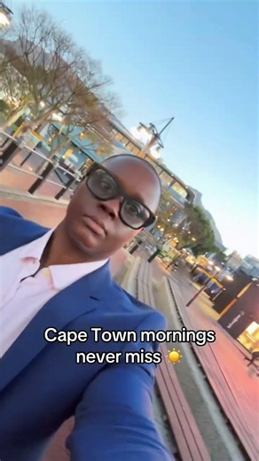 I love mornings in Cape Town #relocationjourney #travel #drzaiwilliams