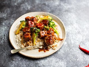 General Tso's Tofu Stir-fry