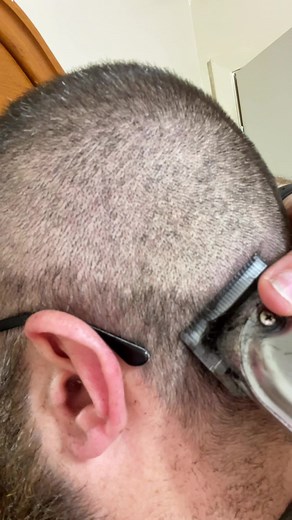 I did my self 🤙🏻🤙🏻 #wahlclippers #haircut #sharpcut #foryoupage #satisfying #fypシ #viral