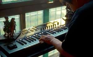 隔离在家试用Arturia音色和效果器