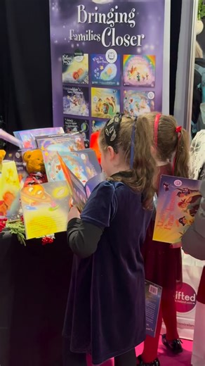 What an incredible Day 2 at Gifted here at the RDS, Dublin! 🎉 Gifted runs until Sunday, 7th December, come discover one-of-a-kind creations from 400 talented makers, designers, and food producers. ☘️ This Christmas, support local and find the perfect gifts for your loved ones! Get your tickets here: https://giftedfair.ie/tickets/ or directly at the door! #GiftedFair2025 | Gifted - The Contemporary Craft & Design Fair