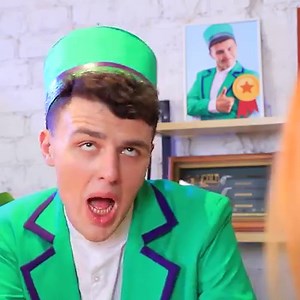 Ways to Sneak Pets into the Hotel / Funny Pet Pranks And Hacks | Troom Troom