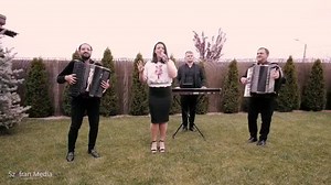 💚 Ai haa ce colaj v-am pregătit! 💚 Sper să vă petreceți alături de noi în aceste zile de sărbătoare 🌸🌺🌷🇹🇩 Clipul îl găsiți și pe YouTube : https://youtu.be/0ofiOIBP7AU Vă dorim numai bine și audiție plăcută! 💛 | Karina Petrovici