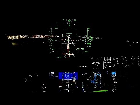 HUD View Boeing 787 Autoland