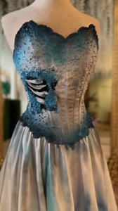 Are you ready for Halloween? 🥀💀🖤👰#corpsebride #halloween #cosplay #costume #timburton | Designer Daddy